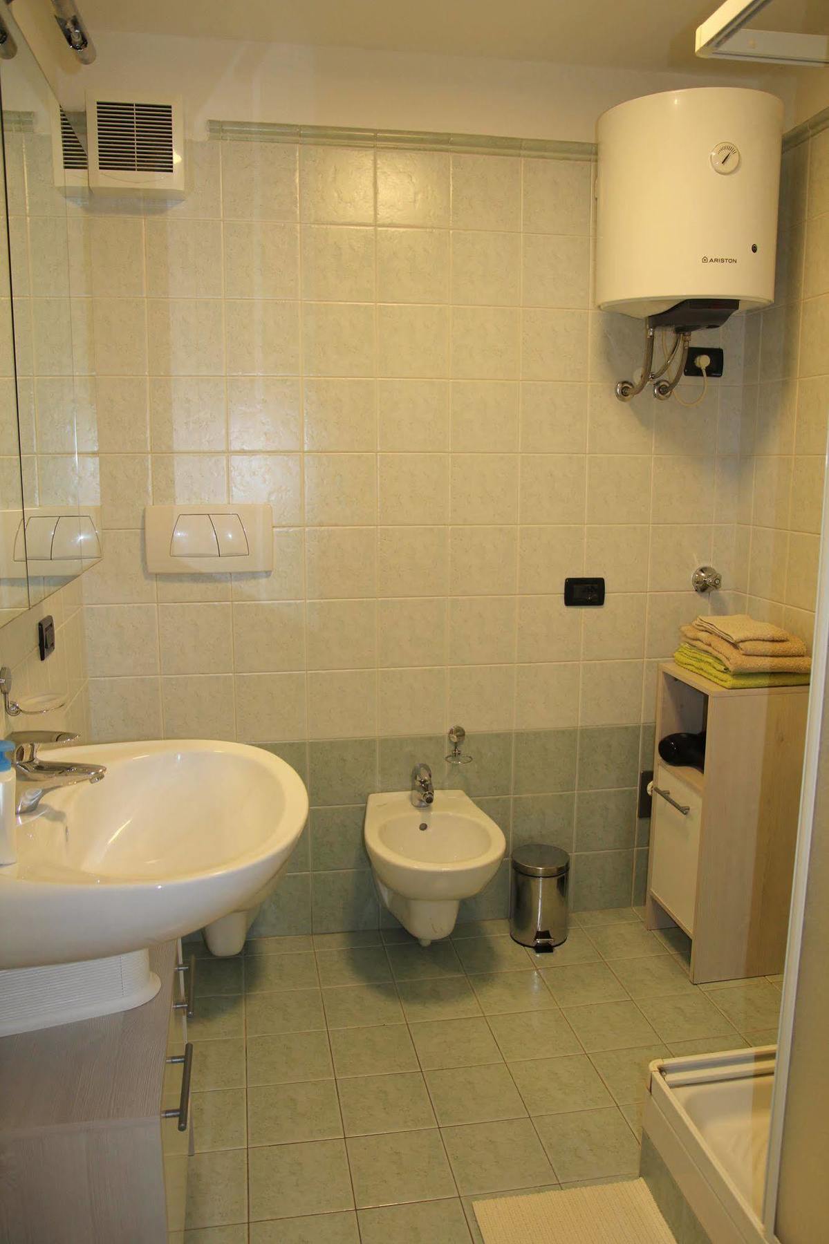 Apartment Bolzano Luaran gambar