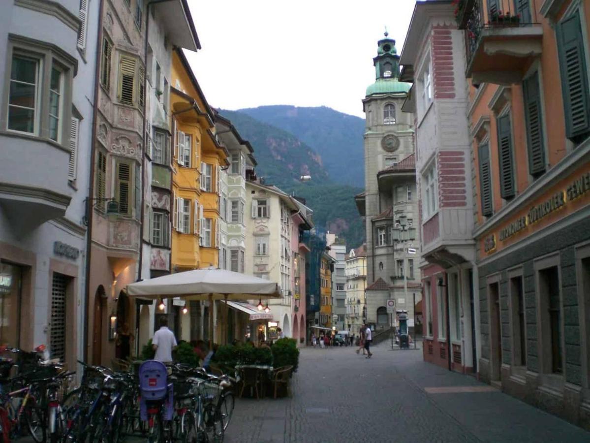 Apartment Bolzano Luaran gambar